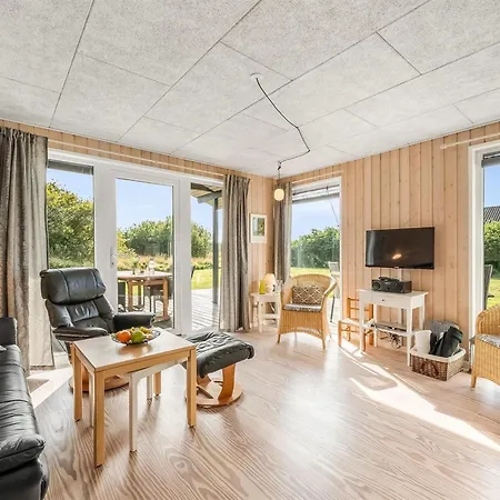 Feriehus Holm - 700m To The Fjord By Interhome *