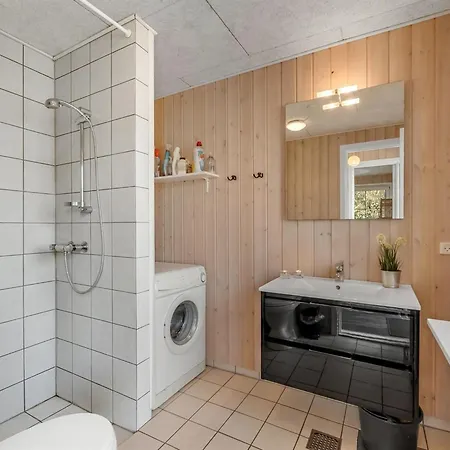 Feriehus Holm - 700m To The Fjord By Interhome